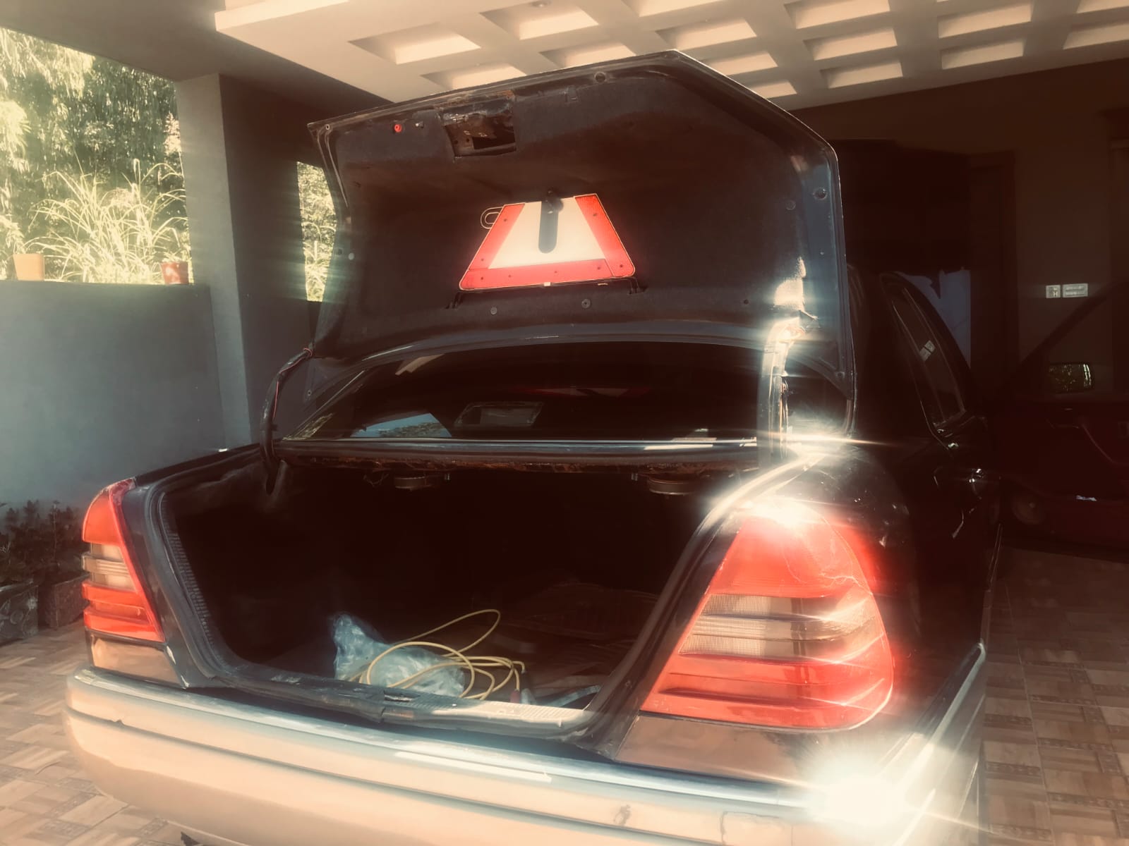 Urgent Sale-Mercedes Benz AUTOMATIC C-180 1994 model 4